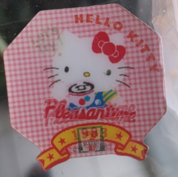 Sanrio Hello Kitty 30th Anniversary 7-11 Hologram 30 Magnets From 1974 Taiwan - Picture 5 of 9
